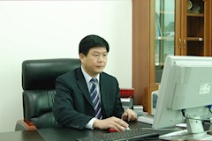 2014年4月25日，我院党委书记韦伟松荣获全国职业教育先进个人