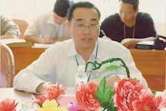 2007年我院通过国家教育部高职高专人才培养水平评估，图为专家组组长杨昌鹏教授反馈评估意见