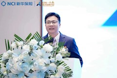 越过高山溪水，广现正等着我