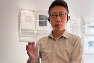 2006级莫伯松：光华龙腾奖（中国设计行业国家级奖项）